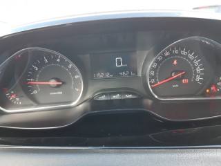 PEUGEOT 208 usata, con Boardcomputer