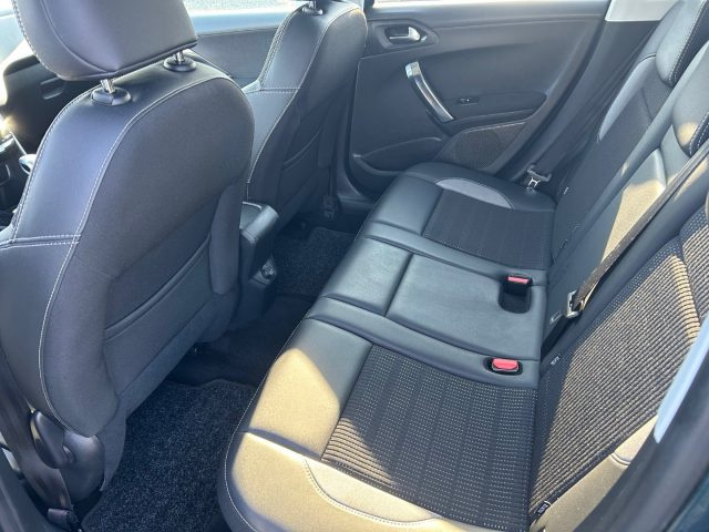 PEUGEOT 2008 usata, con Fendinebbia