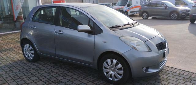 TOYOTA Yaris usata, con Airbag Passeggero
