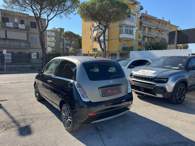 LANCIA Ypsilon usata, con Autoradio