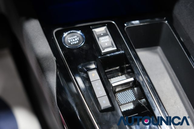 PEUGEOT 3008 usata, con Specchietti laterali elettrici