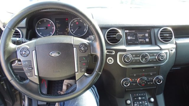 LAND ROVER Discovery usata, con Controllo trazione