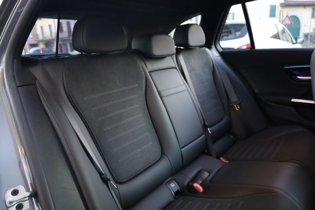 MERCEDES-BENZ C 300 usata 143