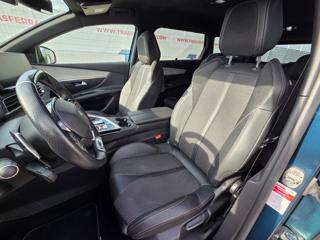 PEUGEOT 5008 usata, con Park Distance Control