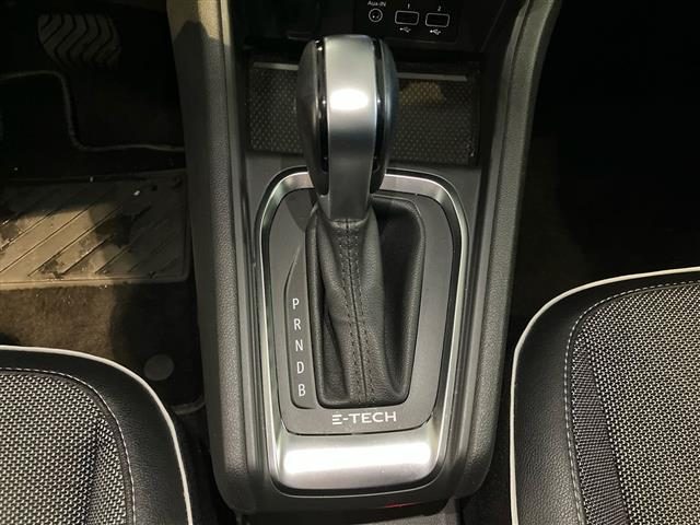 RENAULT Captur usata, con Hill holder