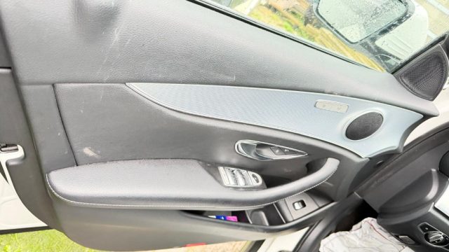 MERCEDES-BENZ E 220 usata, con Climatizzatore