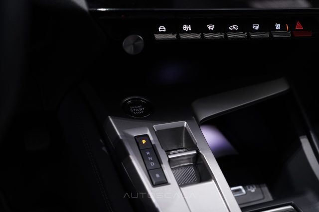 PEUGEOT 408 usata, con Bluetooth