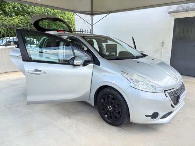 PEUGEOT 208 usata 32