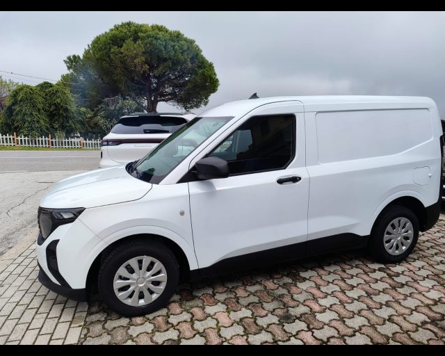 FORD Transit Courier usata, con Fendinebbia