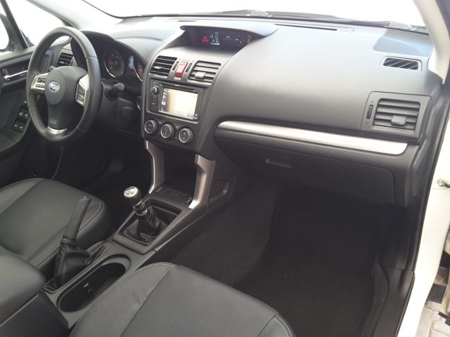 SUBARU Forester usata, con ESP