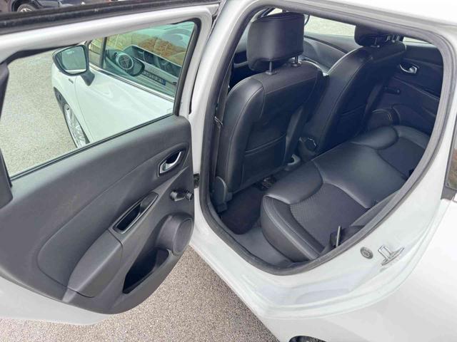 RENAULT Clio usata, con Sistema di navigazione