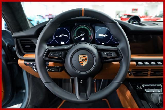 PORSCHE 992 usata 12