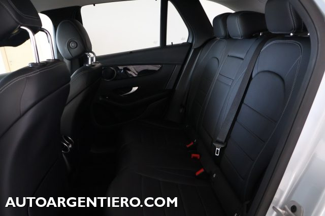 MERCEDES-BENZ GLC 300 usata, con Autoradio digitale