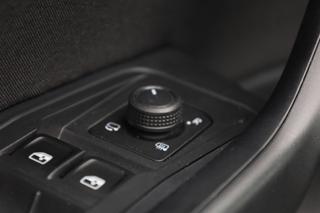 VOLKSWAGEN T-Roc usata, con Specchietti laterali elettrici