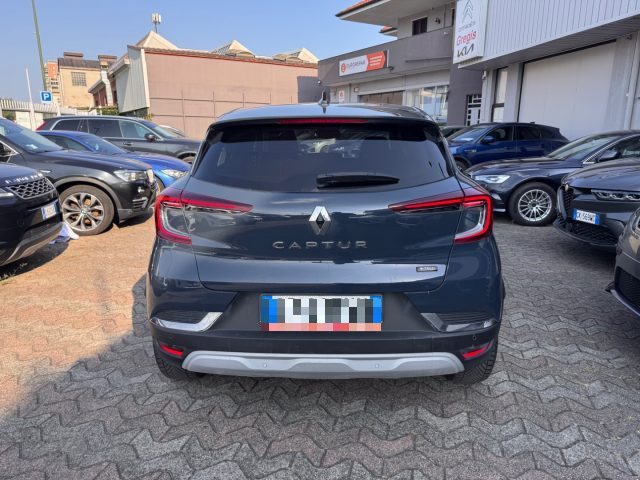 RENAULT Captur usata, con Autoradio