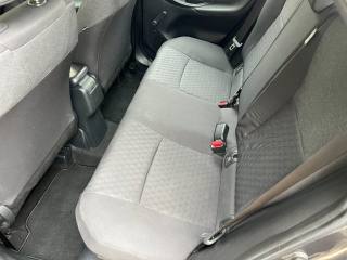 TOYOTA Yaris usata 12