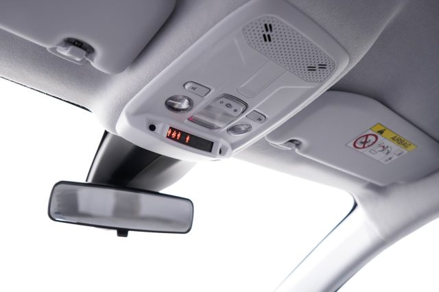PEUGEOT 208 usata, con Autoradio digitale