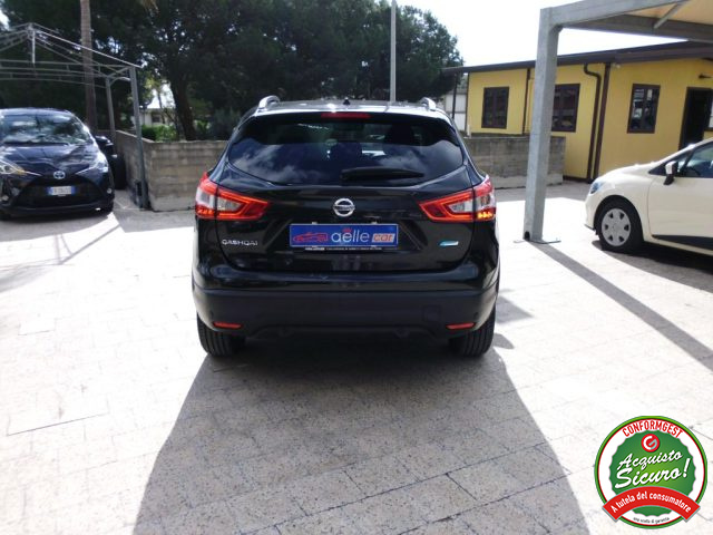 NISSAN Qashqai usata, con Autoradio