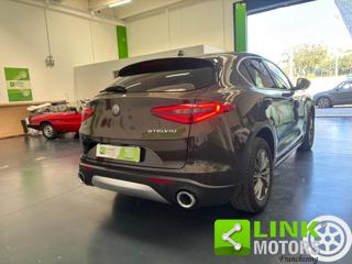 ALFA ROMEO Stelvio usata, con Alzacristalli elettrici