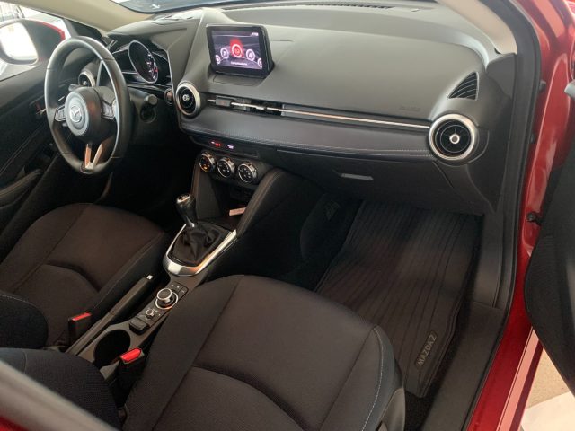 MAZDA 2 usata, con Volante in pelle