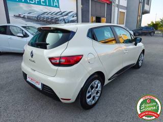 RENAULT Clio usata, con Alzacristalli elettrici