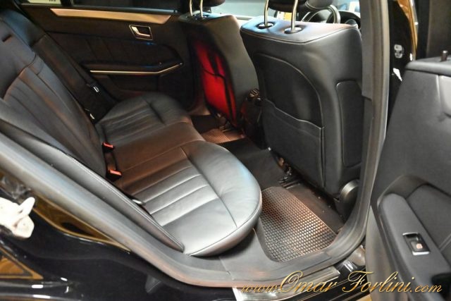 MERCEDES-BENZ E 300 usata 155