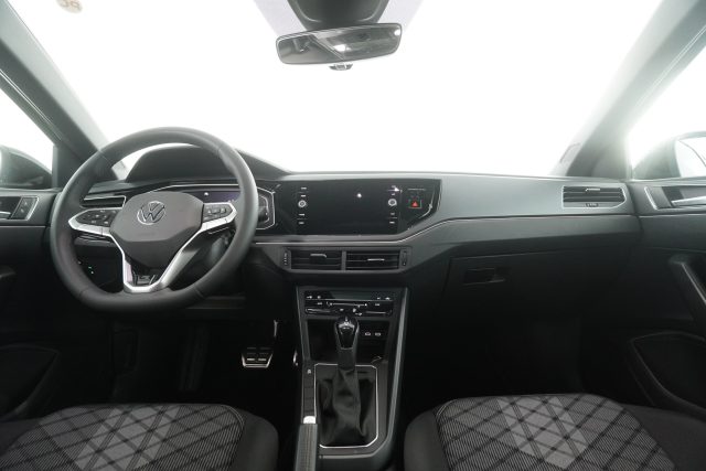 VOLKSWAGEN Taigo usata 4