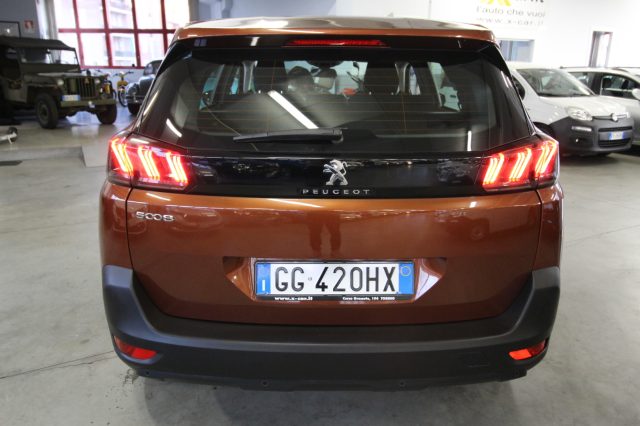 PEUGEOT 5008 usata, con Autoradio