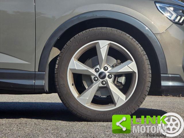 AUDI Q3 usata, con Park Distance Control