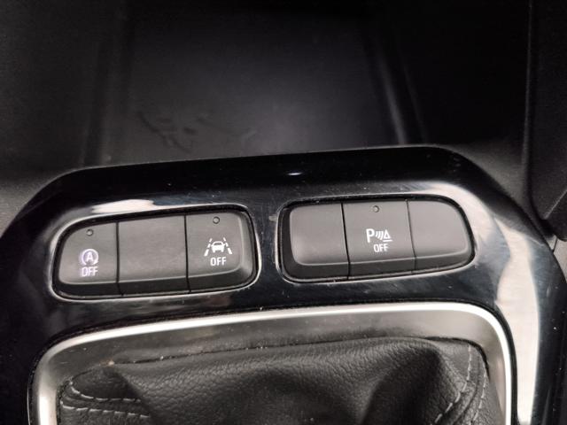 OPEL Corsa usata, con Autoradio digitale