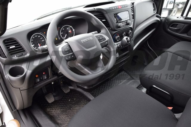 IVECO Daily usata 10