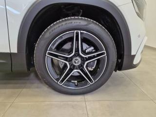 MERCEDES-BENZ GLB 200 usata, con Cerchi in lega