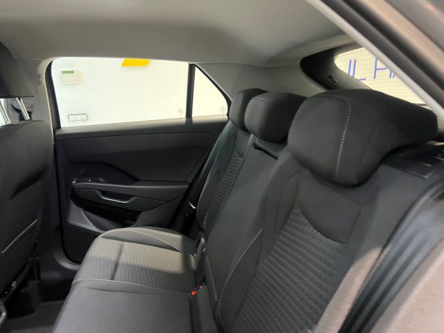 VOLKSWAGEN T-Roc usata, con MP3
