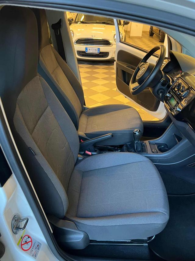 VOLKSWAGEN up! usata, con ESP