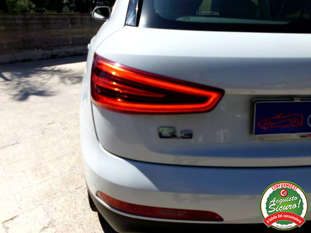 AUDI Q3 usata, con Sensori di parcheggio posteriori