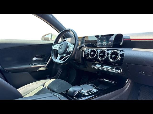 MERCEDES-BENZ A 180 usata, con Sedili sportivi