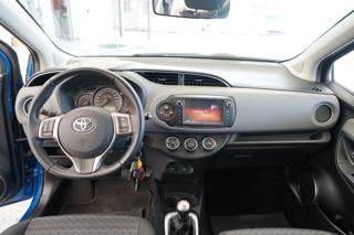 TOYOTA Yaris usata, con Telecamera per parcheggio assistito