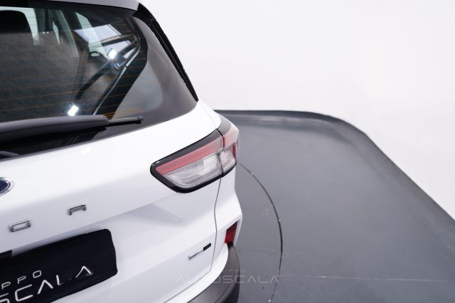 FORD Kuga usata, con Specchietti laterali elettrici
