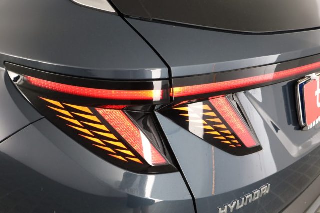 HYUNDAI Tucson usata 9