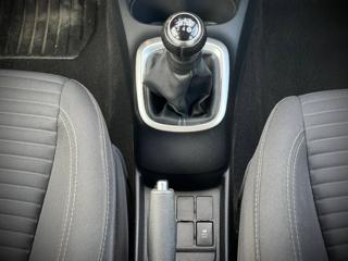 TOYOTA Yaris usata 17