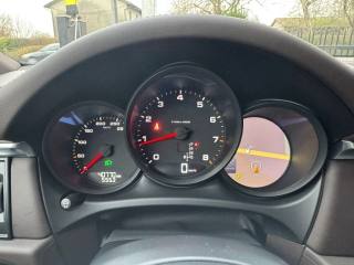 PORSCHE Macan usata, con Boardcomputer