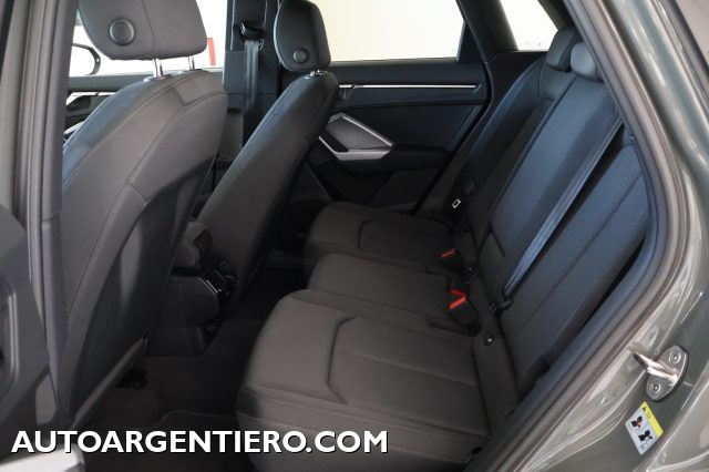 AUDI Q3 usata, con Sensori di parcheggio posteriori