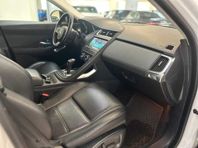 JAGUAR E-Pace usata 12