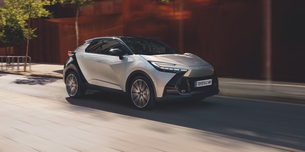 Toyota C-HR Plug-In Hybrid, Scopri la PROMOZIONE del mese!